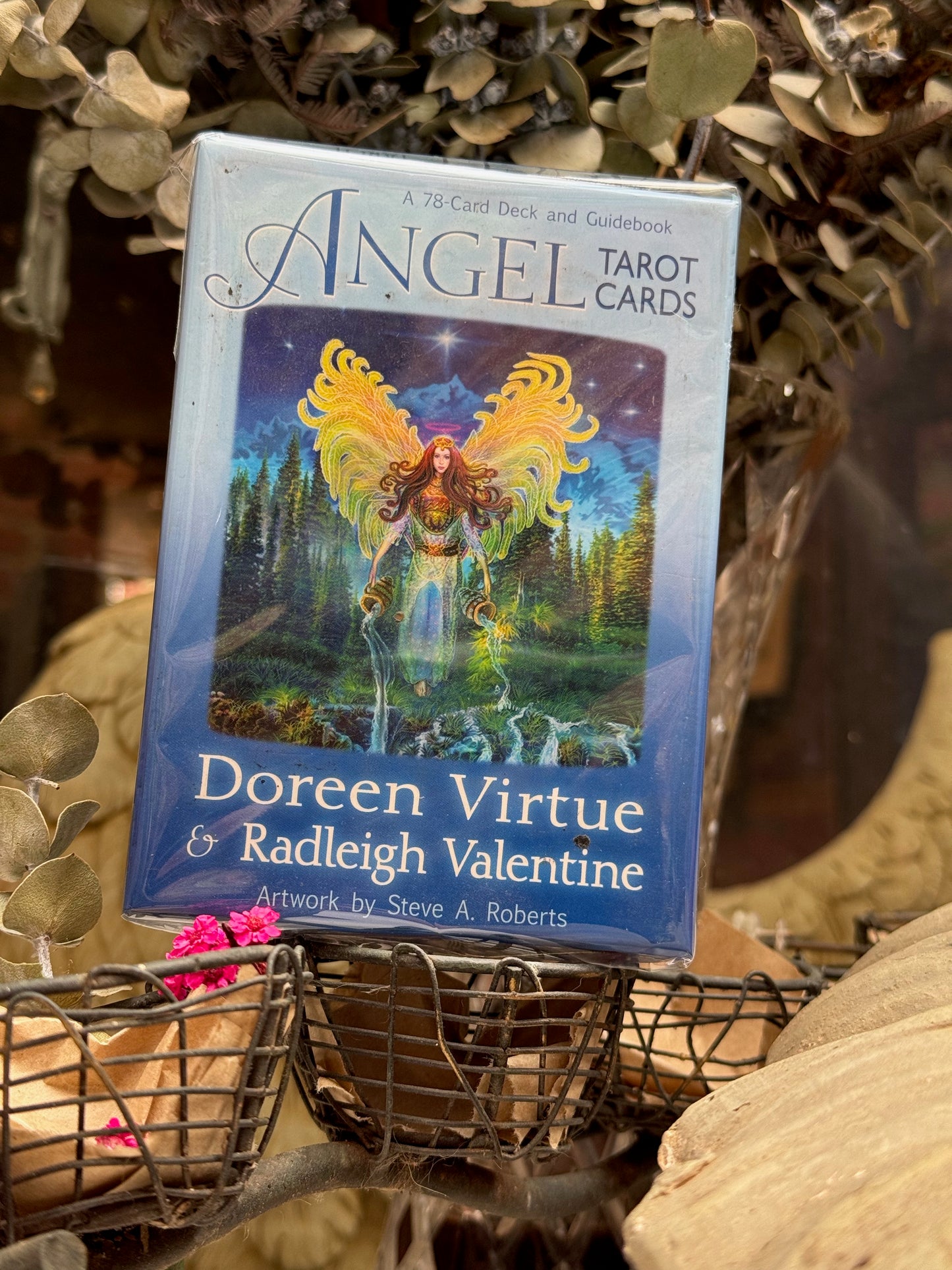 Angel Tarot Cards: A 78-Card Deck and Guidebook ( display stock)